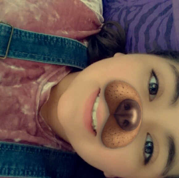 Meet your Posher, Fatima - Picture 1 of 1